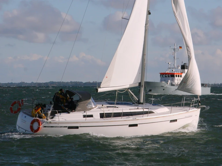 Bavaria Cruiser 37 te huur van particulier of professional in Heiligenhafen