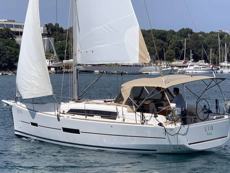Verhuur Zeilboot Dufour met vaarbewijs