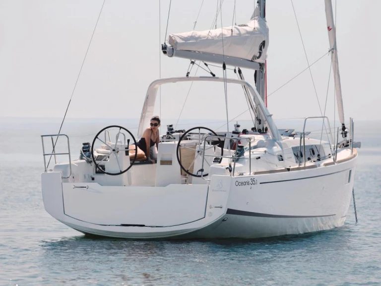 Huur Zeilboot met of zonder schipper Bénéteau in Barth
