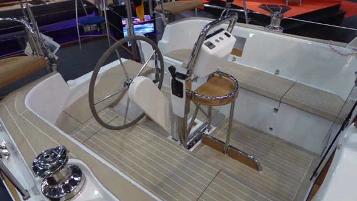 Bootverhuur Heiligenhafen goedkoop Sirius 35 DS