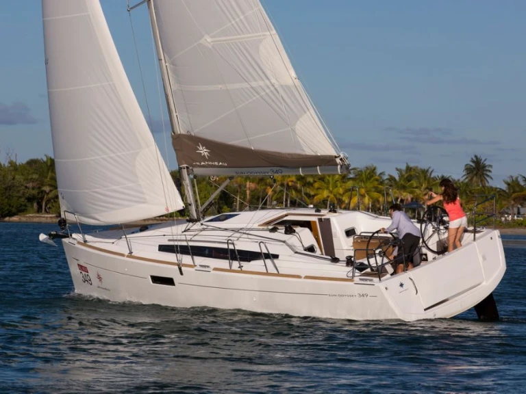 Verhuur Zeilboot in Heiligenhafen - Jeanneau Sun Odyssey 349