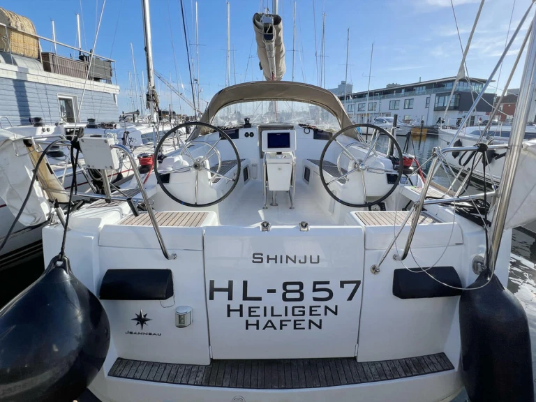 Bootverhuur Jeanneau Sun Odyssey 409 in Heiligenhafen via SamBoat