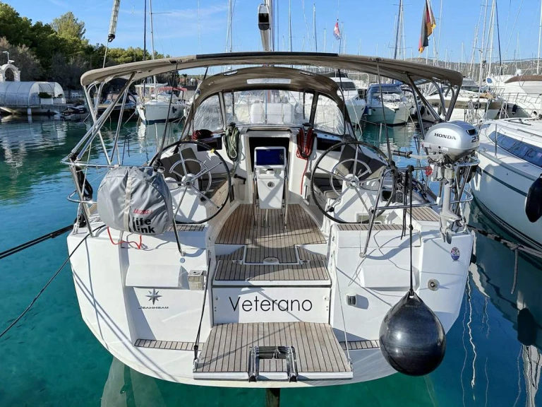 Huur een Jeanneau Sun Odyssey 409 in Barth