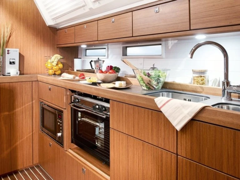 Verhuur Zeilboot Bavaria met vaarbewijs