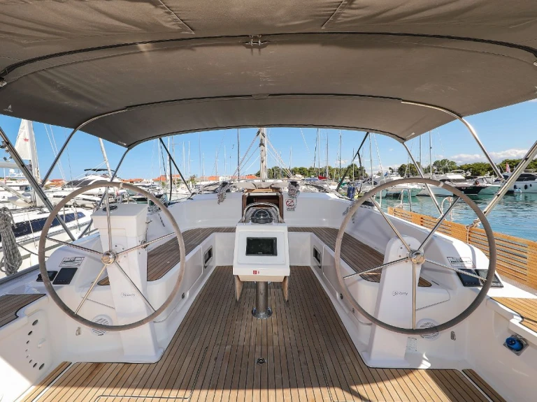 Huur een Bavaria Cruiser 46 in Zadar