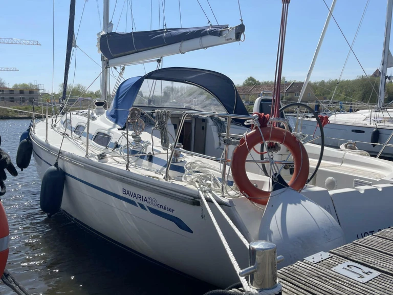 Verhuur Zeilboot Bavaria met vaarbewijs