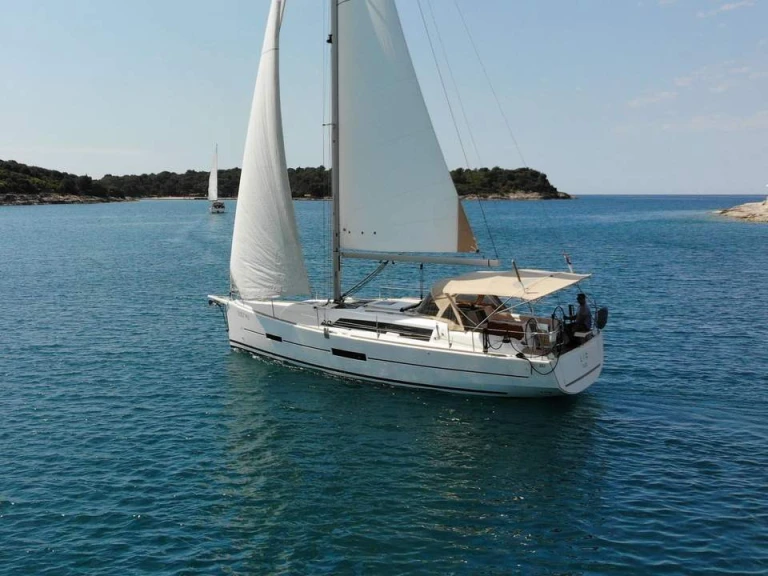 Verhuur Zeilboot Dufour met vaarbewijs