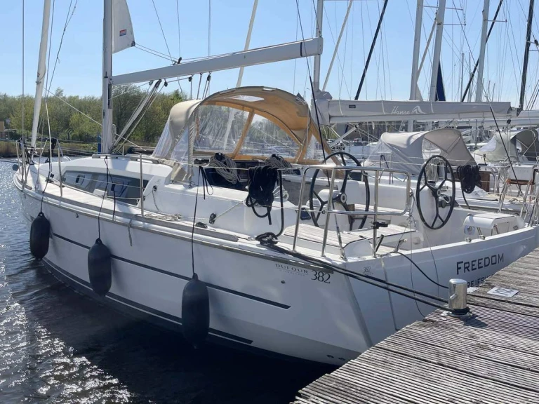 Huur Zeilboot met of zonder schipper Dufour in Barth