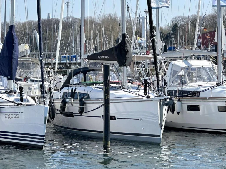 Zeilboot te huur in Heiligenhafen voor de beste prijs