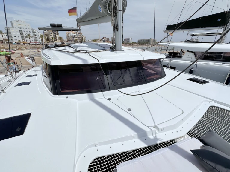 Fountaine Pajot Isla 40 te huur van particulier of professional in Can Pastilla