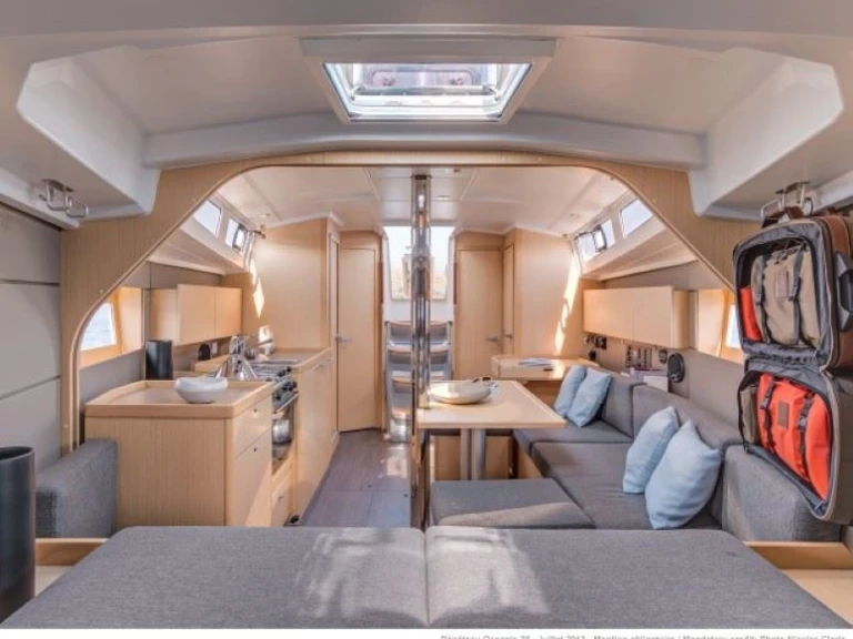 Jachthuur in Barth - Bénéteau Oceanis 38.1 via SamBoat