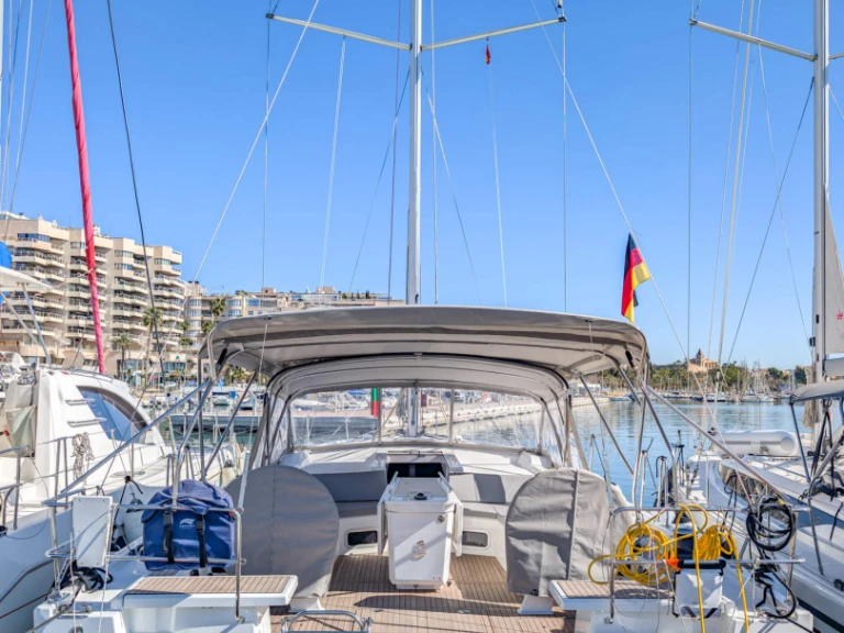 Bootverhuur Palma de Mallorca goedkoop Oceanis 51.1