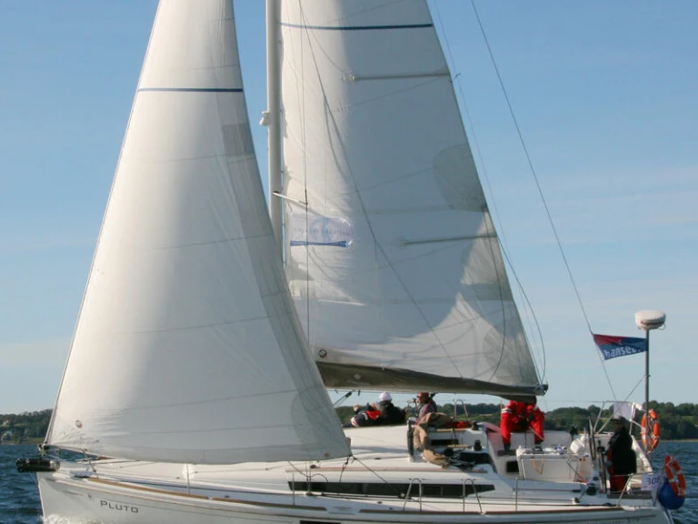 Bootverhuur Jeanneau Sun Odyssey 379 in Flensburg via SamBoat