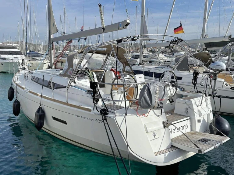 Verhuur Zeilboot Jeanneau met vaarbewijs