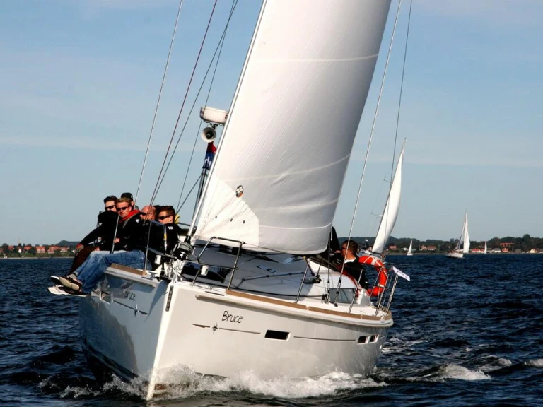 Verhuur Zeilboot Jeanneau met vaarbewijs