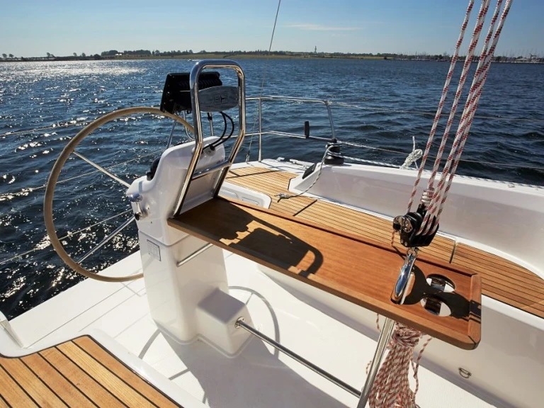 Verhuur Zeilboot Bavaria met vaarbewijs