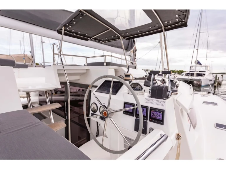 Fountaine Pajot Saba 50 te huur van particulier of professional in Saint George's