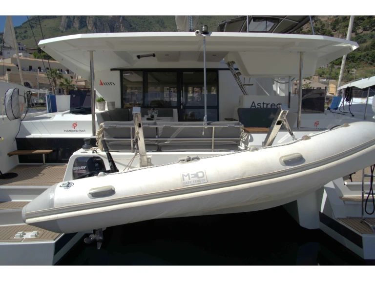 Jachthuur in Castellammare del Golfo - Fountaine Pajot Fountaine Pajot Astréa 42 (Wm-Ac in dinette-Gen-Sol.Pan) via SamBoat