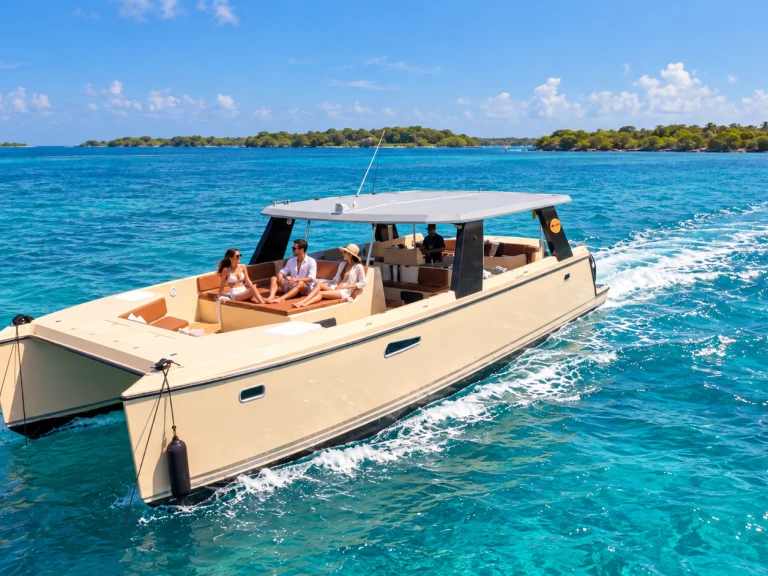 Verhuur Catamaran Custom Made met vaarbewijs