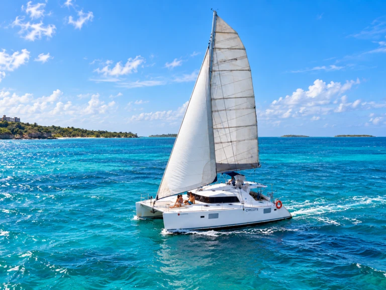 Huur Catamaran met of zonder schipper Custom Made in Cartagena