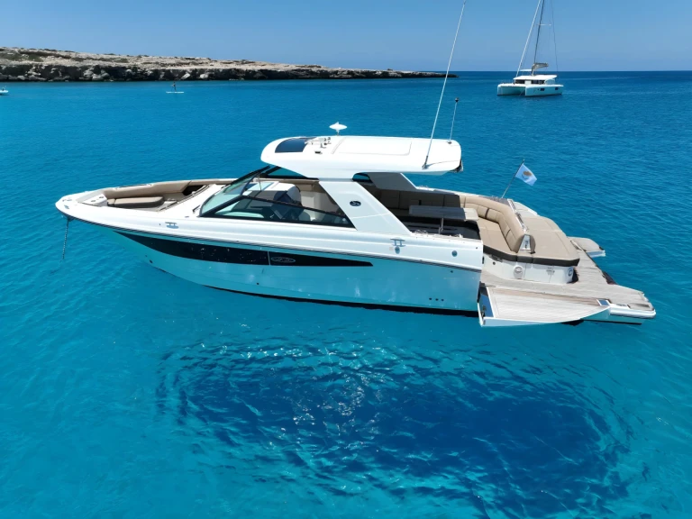 Bootverhuur Sea Ray SLX 400 in Ayia Napa Marina via SamBoat