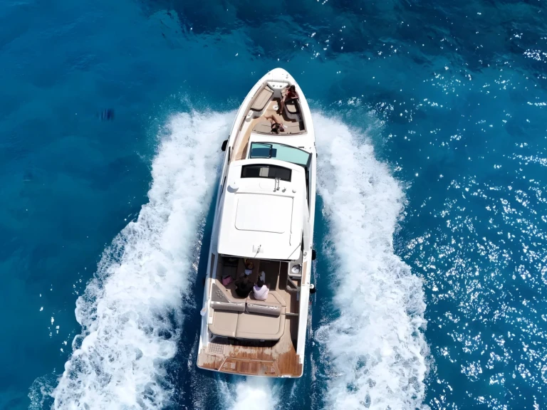 Verhuur Motorboot Sea Ray met vaarbewijs