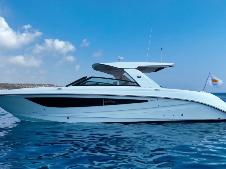 Motorboot te huur in Ayia Napa Marina voor de beste prijs