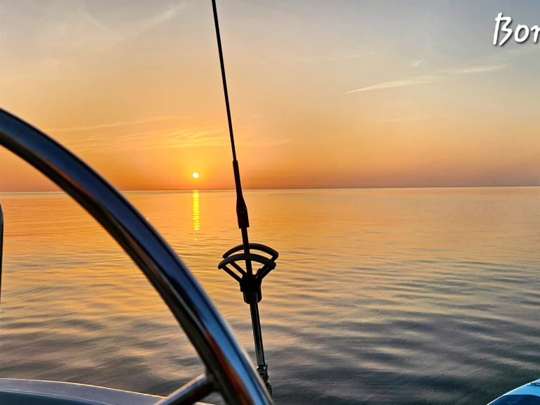 Huur een Bénéteau Oceanis 350 in Port Leucate