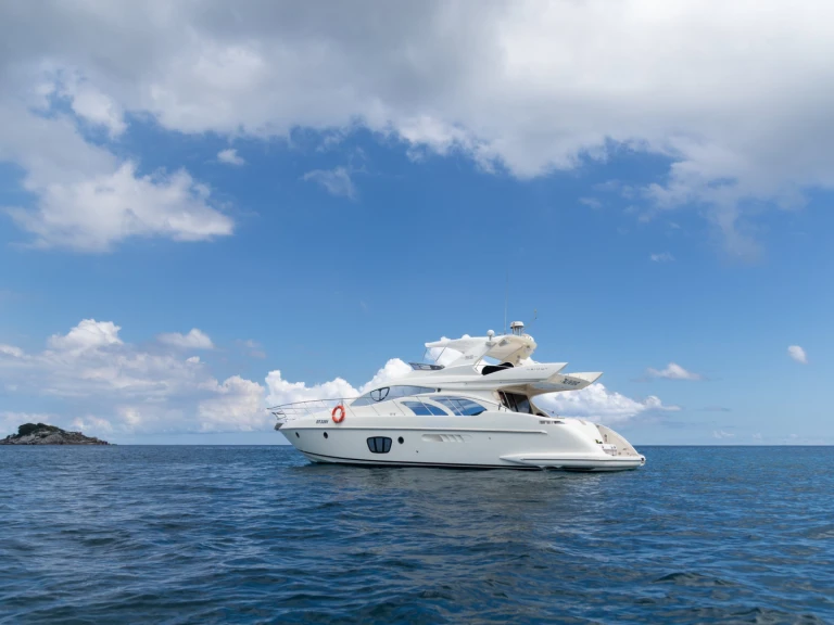 Bootverhuur Eden Island goedkoop Azimut 55 Fly - 4 cab.