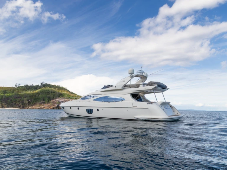 Huur Jacht met of zonder schipper Azimut in Eden Island