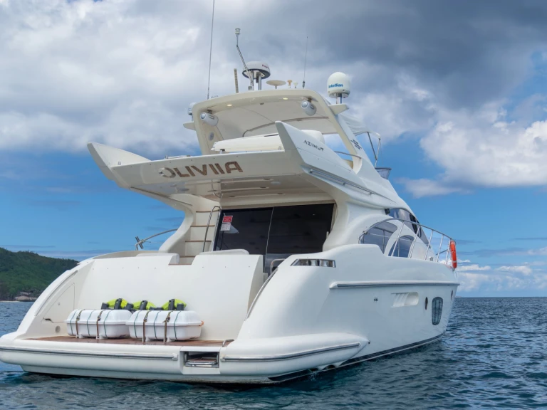 Huur Jacht met of zonder schipper Azimut in Eden Island