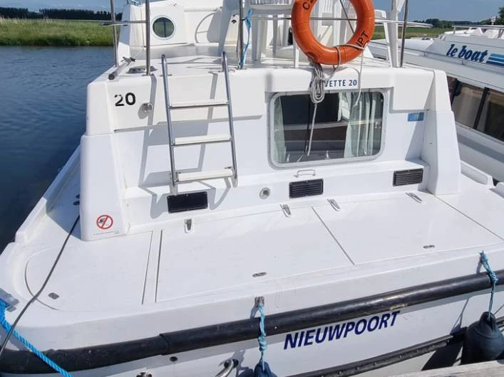 Le Boat Corvette A te huur van particulier of professional in Saint-Gilles du Gard
