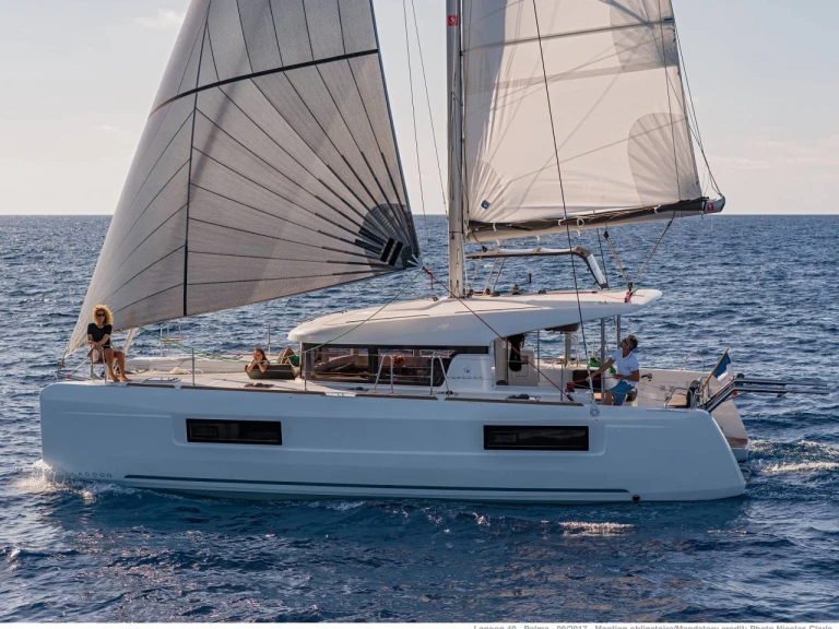 Verhuur Catamaran in Bonifacio - Lagoon Lagoon 40