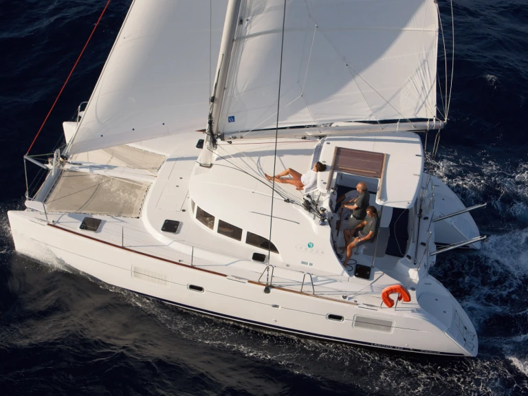Bootverhuur Lagoon Lagoon 380 in Le Marin via SamBoat
