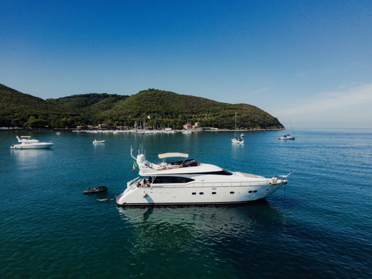 Maiora 20 s te huur van particulier of professional in San Vincenzo