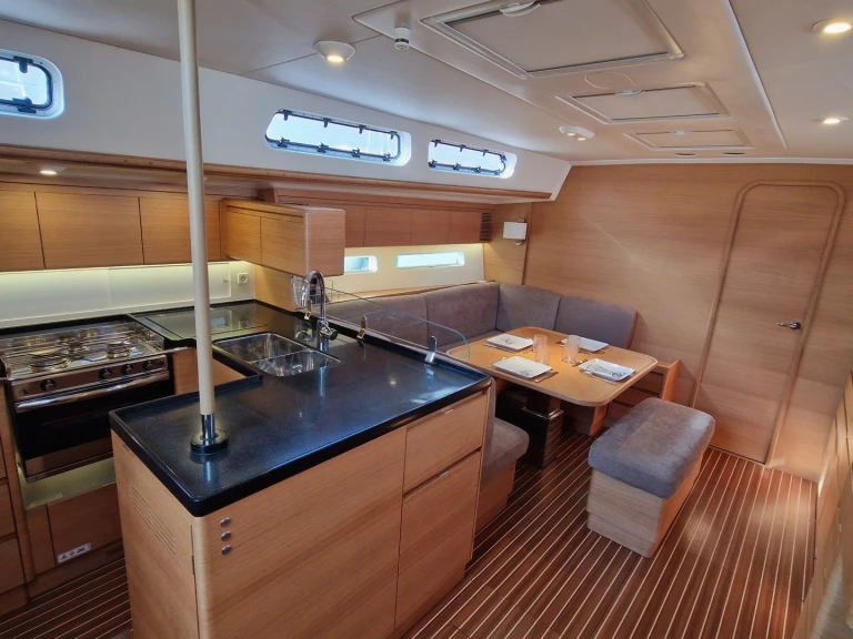 Huur Zeilboot met of zonder schipper X-Yachts in Antibes