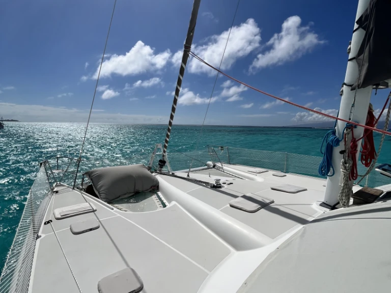 Bootverhuur Alliaura-Marine privilège 435 in Moorea-Maiao via SamBoat