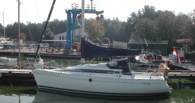 Huur een Bénéteau Beneteau 285  in Yerseke