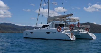 Bootverhuur Coral Sea Marina Whitsunday goedkoop Lavezzi 40