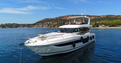 Prestige 590 Fly te huur van particulier of professional in Saint-Raphaël