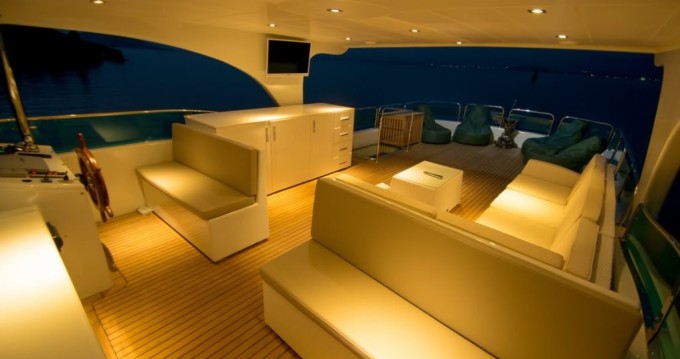 Custom Built Motor Yacht te huur van particulier of professional in Bodrum