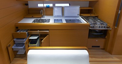 Zeilboot te huur in Marina (City) voor de beste prijs